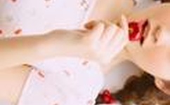 小宝贝把腿张开一点怎么回事